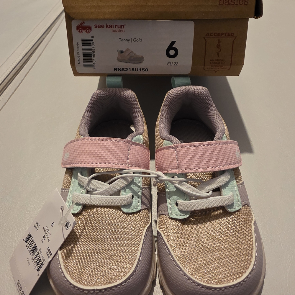 NWT See Kai Run Basics Toddler Tenny Sneakers - Gold - Size 6 - Picture 10 of 10